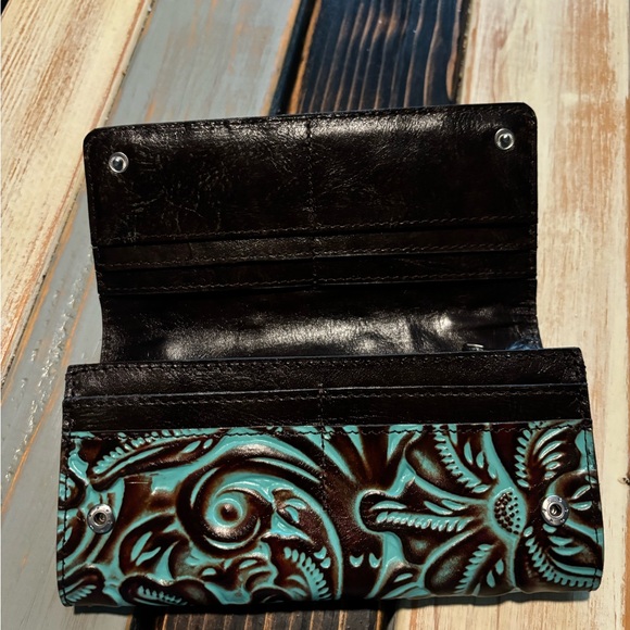 Patricia Nash Elegant Floral Embossed Clutch - Turquoise and Brown - Picture 4 of 7